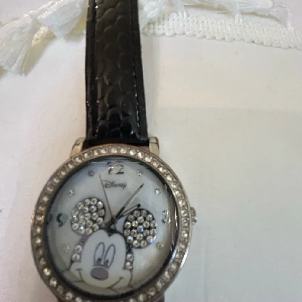 Vintage Disney‎ Crystal Rhinestone Stainless Steel Watch